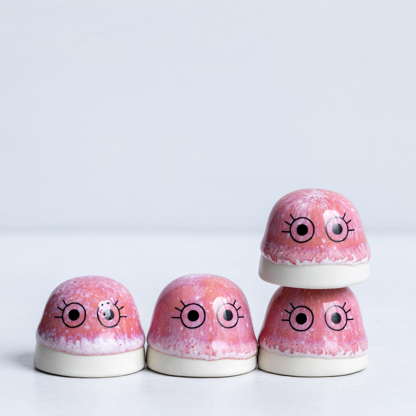 Familia Dot