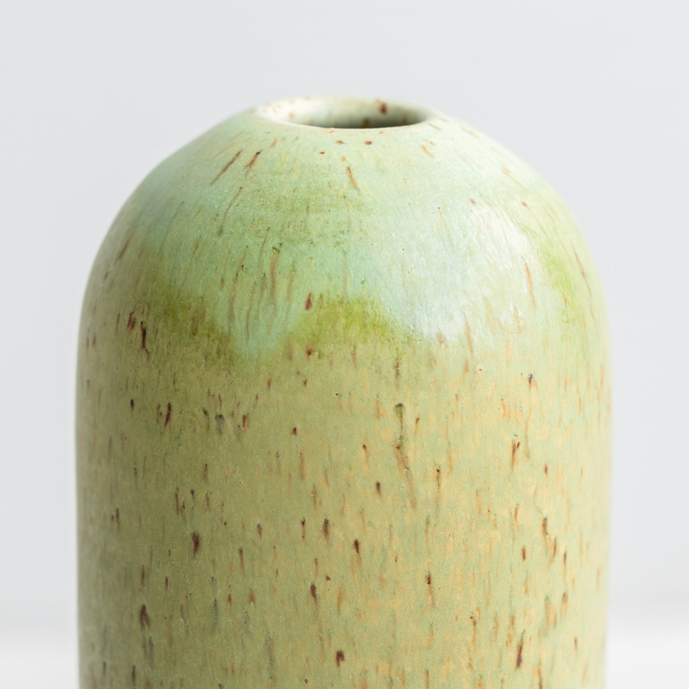 Mini Yuki Vase
