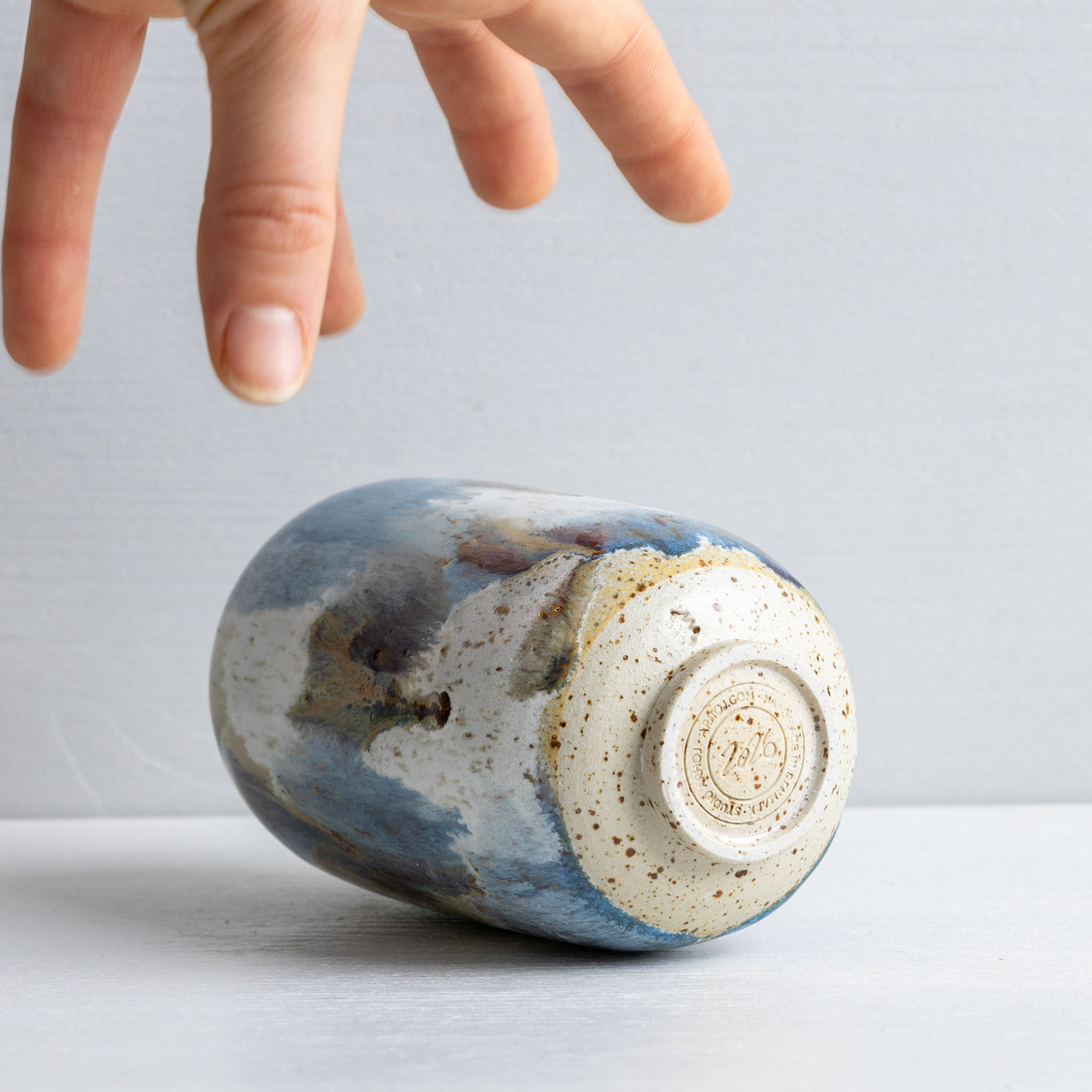 Mini Yuki Vase