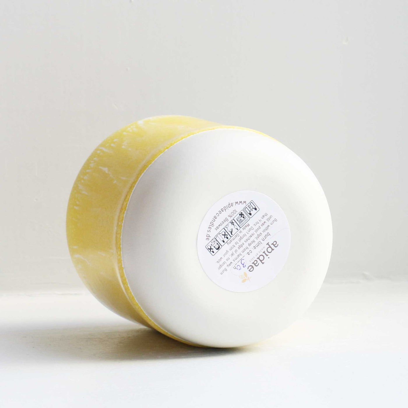 Beeswax Quench Candle